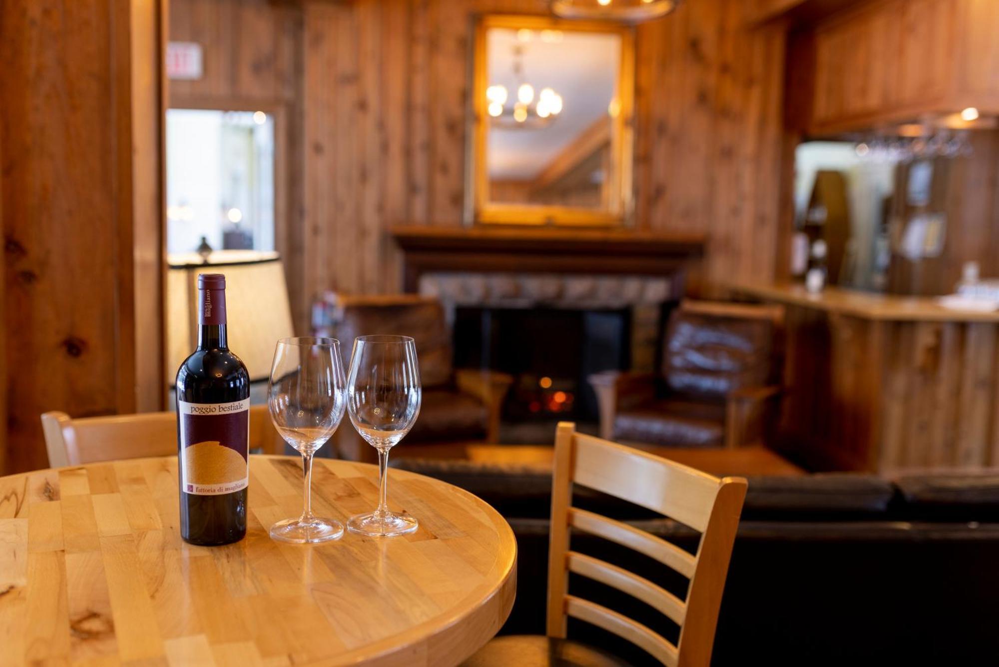 Hotel Sherwood Port Carling