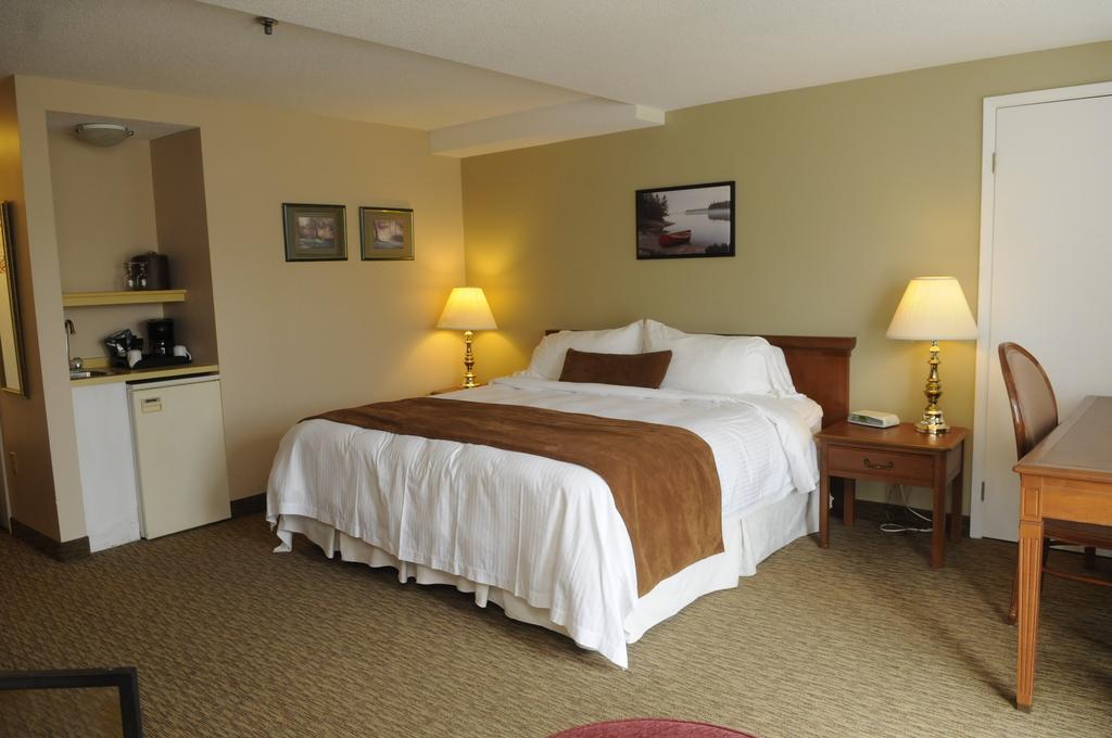 Sherwood Hotel Port Carling